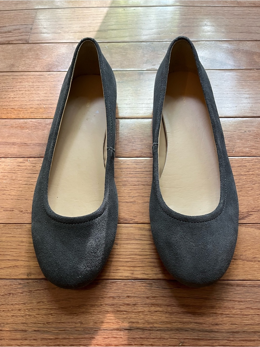 Lands End gray suede flats size 8.5
